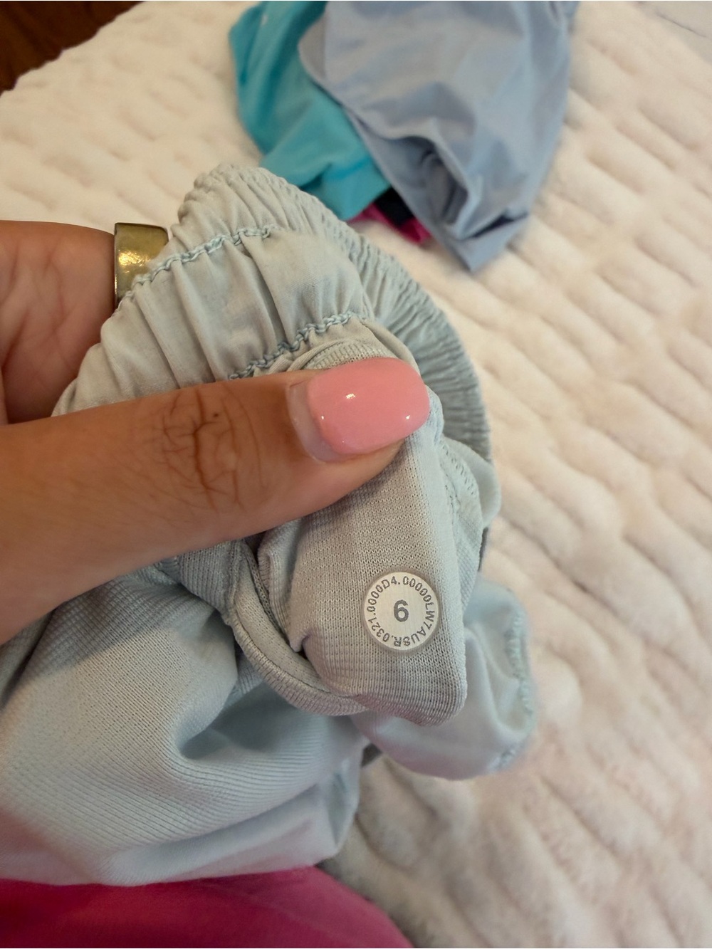 Lululemon Hotty Hot Low-Rise Lined Short 2.5” - Picture 3 of 3